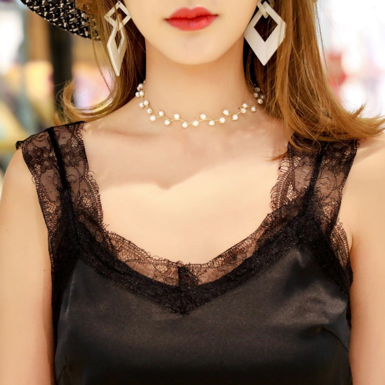 Women's V-Neck Lace Trim Camisole | Eyelash Lace Strap Tank Top