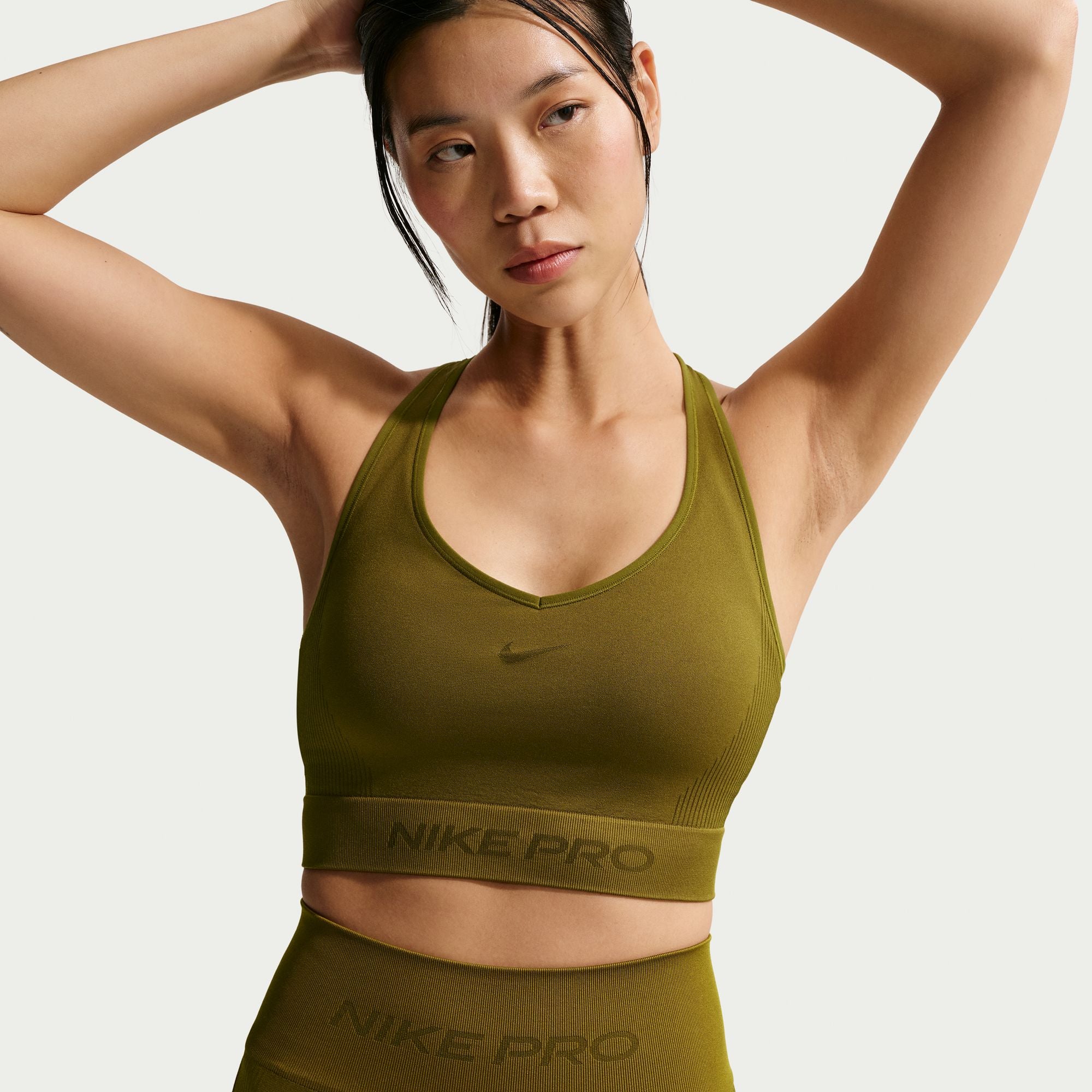 Nike Women's Pro Seamless Cropped Tank Top – Olive