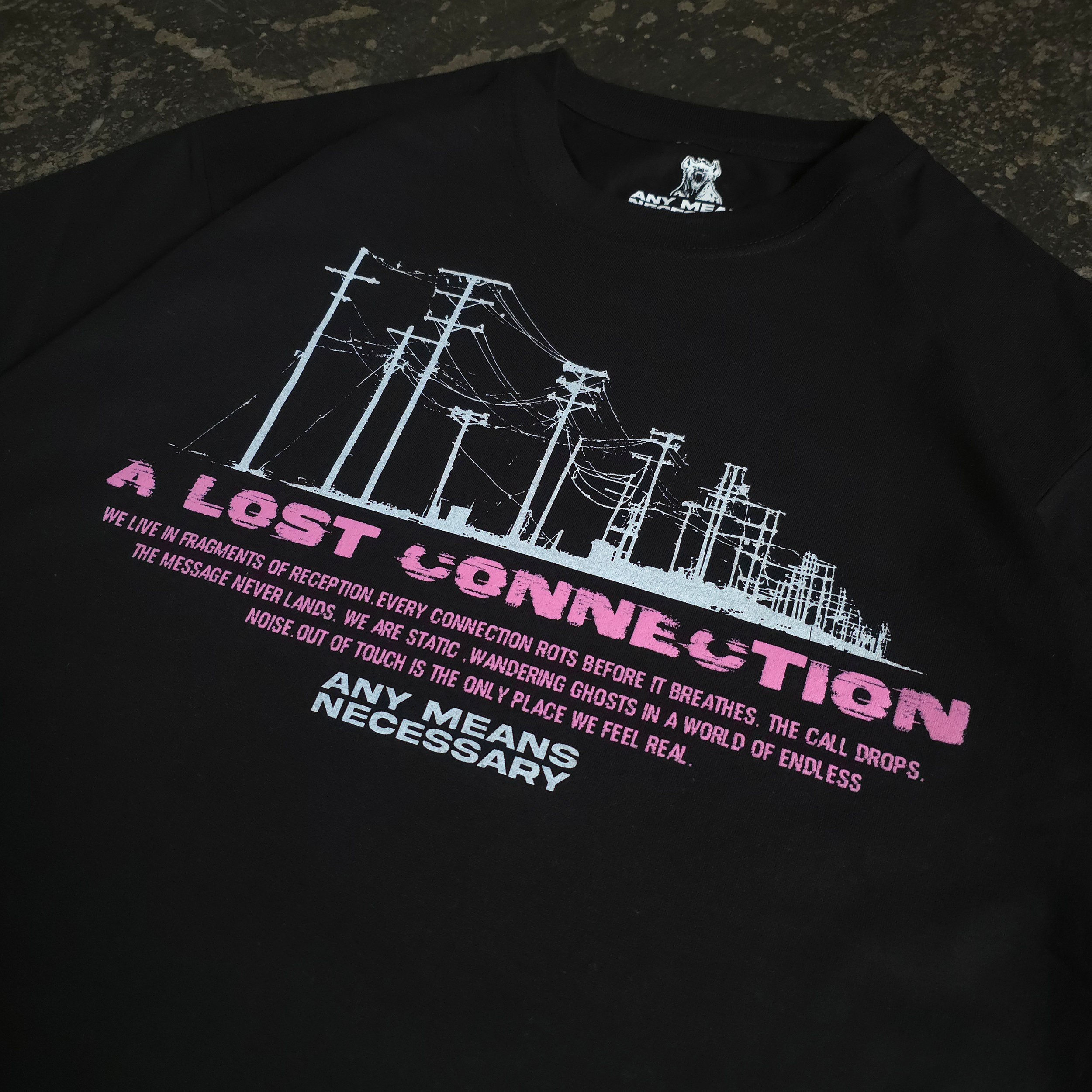 Lost Connection Graphic T-Shirt