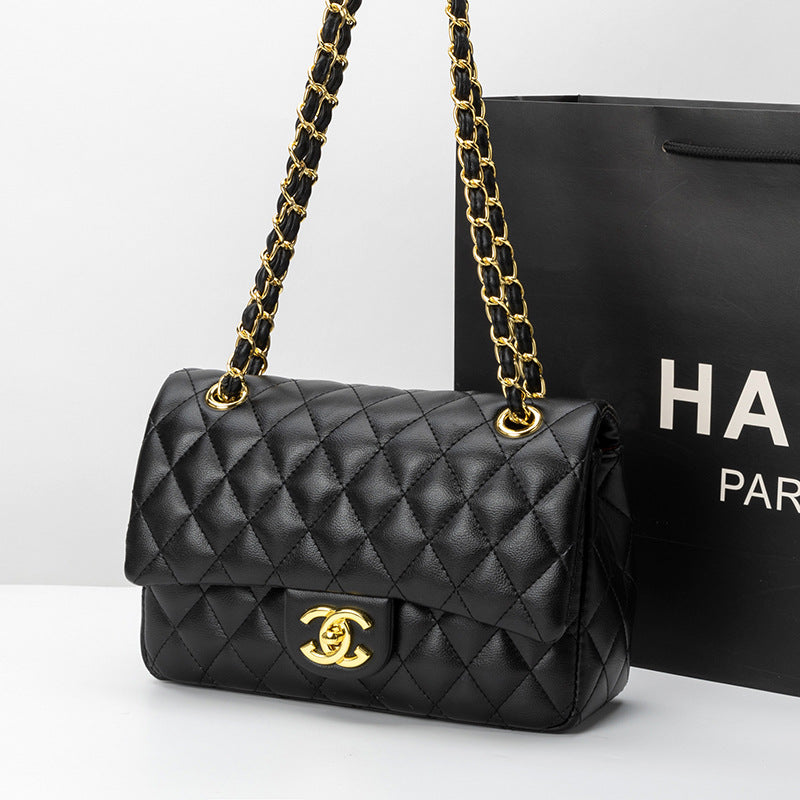 Quilted Leather Crossbody Bag – Chain Strap Designer-Inspired Style
