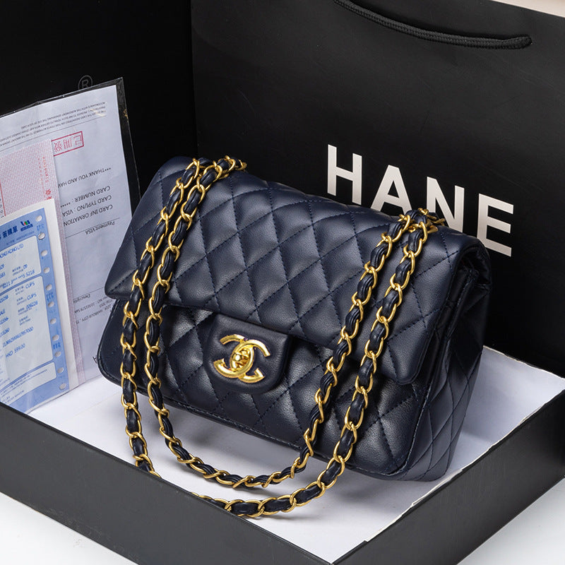 Quilted Leather Crossbody Bag – Chain Strap Designer-Inspired Style
