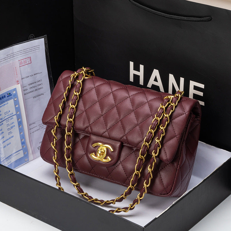 Quilted Leather Crossbody Bag – Chain Strap Designer-Inspired Style